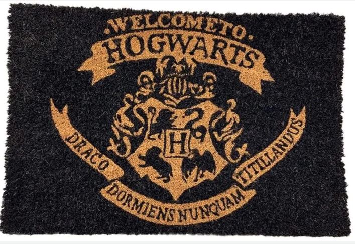 Zerbino Harry Potter Welcome To Hogwarts (Nero) Cm 60X40 - Gp85237 Zerbino Harry Potter Welcome To Hogwarts (Nero) Cm 60X40 - Gp85237